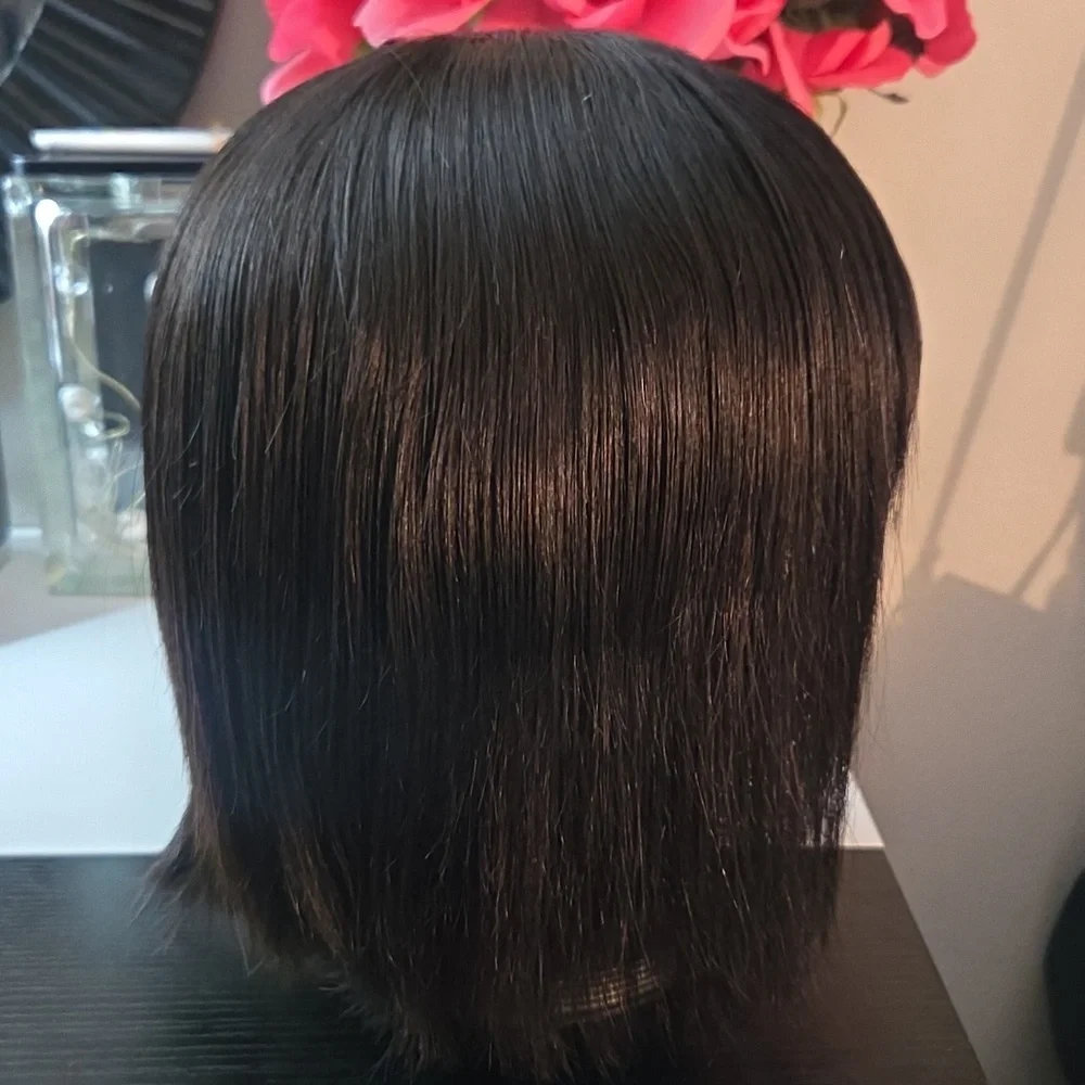 8in Sleek Black Human Hair Bob W/bang. - Picture 5 of 7